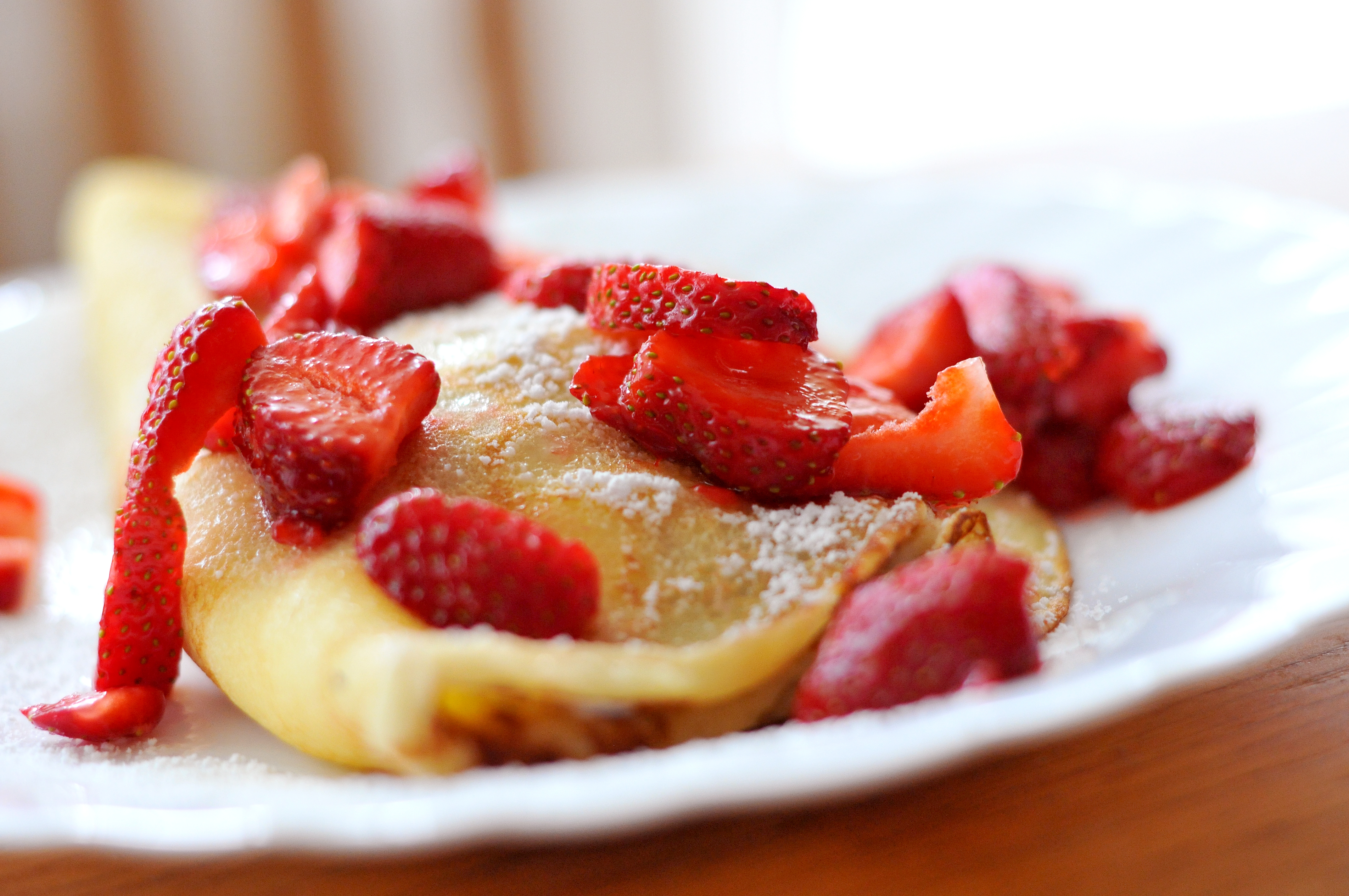 red-summer-fruits-pancakes.jpg